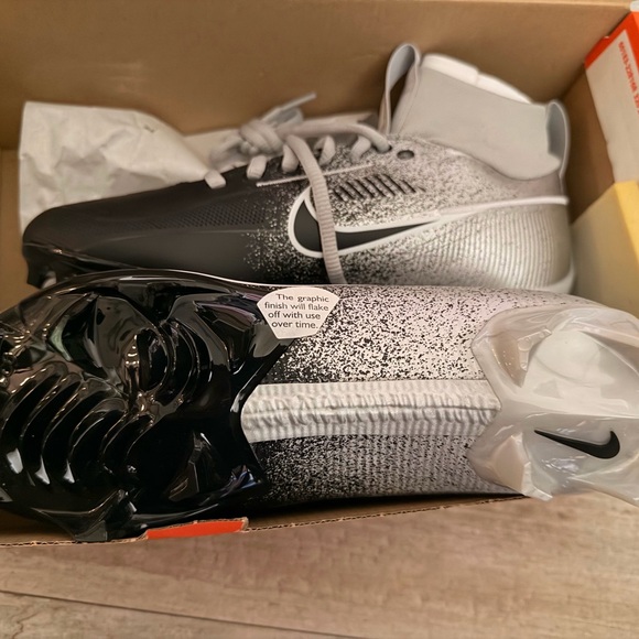 Nike Vapor Edge Pro 360 2 Cleats Silver Black White Size 6.5 New - Picture 3 of 6